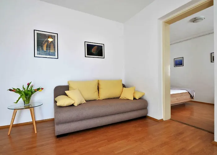 Dora Apartman Murter